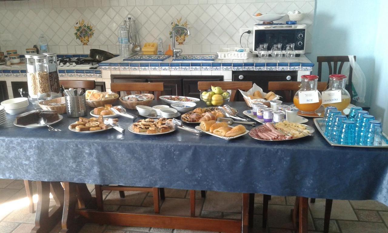 نيتسا دي سيشيليا B&B Ottocento Sul Mare المظهر الخارجي الصورة