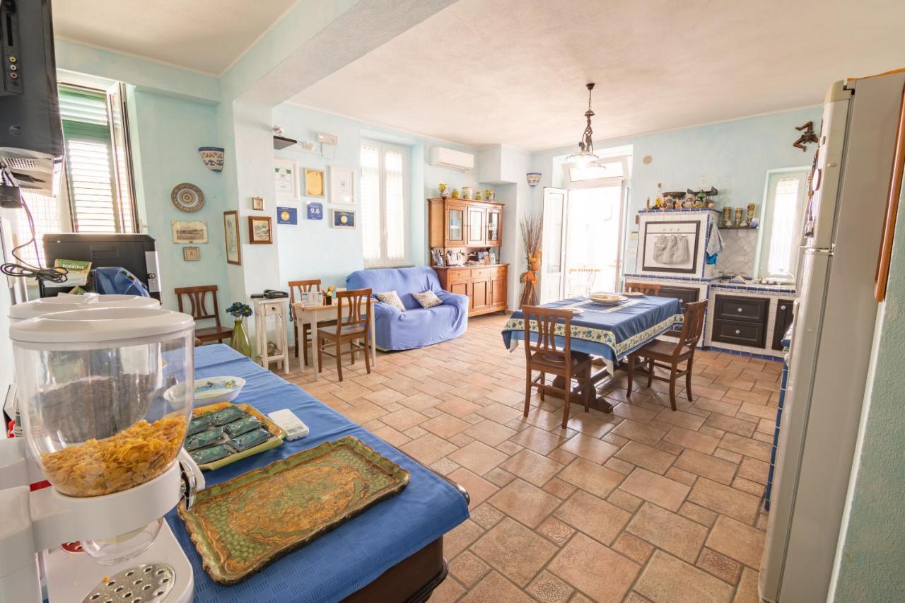 نيتسا دي سيشيليا B&B Ottocento Sul Mare المظهر الخارجي الصورة