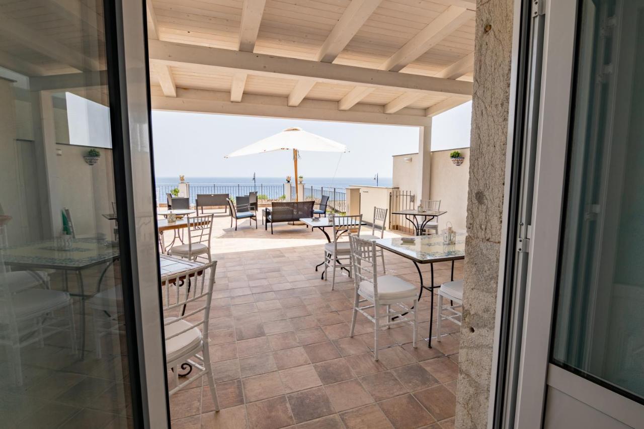 نيتسا دي سيشيليا B&B Ottocento Sul Mare المظهر الخارجي الصورة
