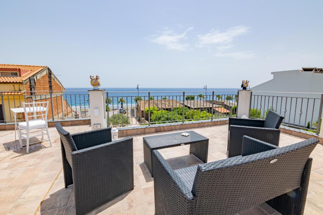 نيتسا دي سيشيليا B&B Ottocento Sul Mare المظهر الخارجي الصورة