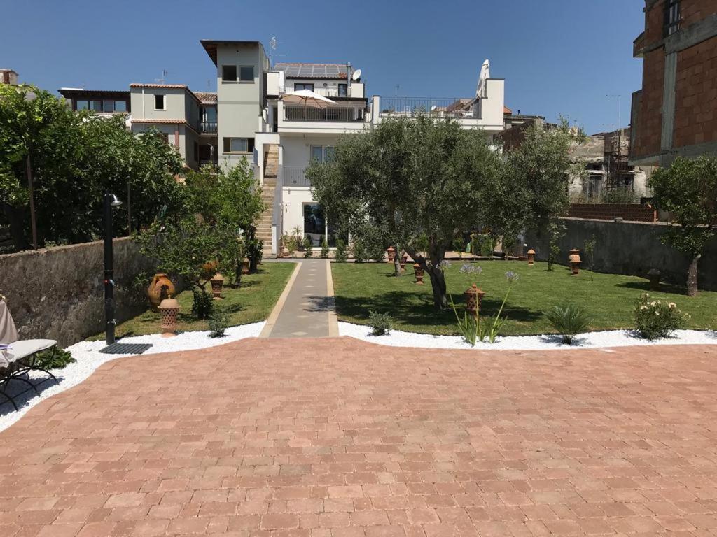 نيتسا دي سيشيليا B&B Ottocento Sul Mare المظهر الخارجي الصورة