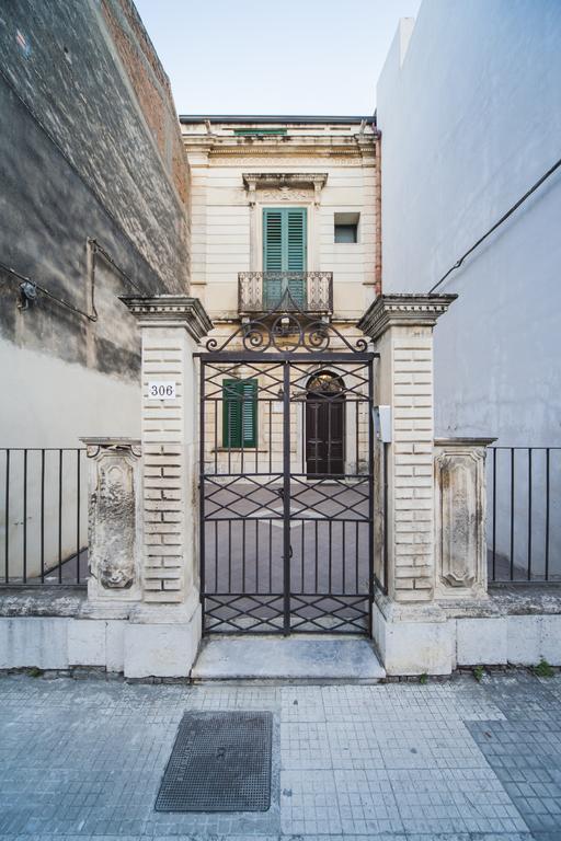 نيتسا دي سيشيليا B&B Ottocento Sul Mare المظهر الخارجي الصورة