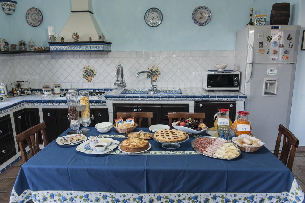 نيتسا دي سيشيليا B&B Ottocento Sul Mare المظهر الخارجي الصورة